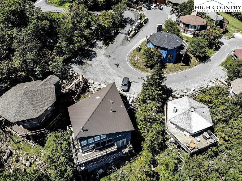 133 Skiloft Road Beech Mountain, NC 28604 - Photo 15 of 47 Gallery Image 15