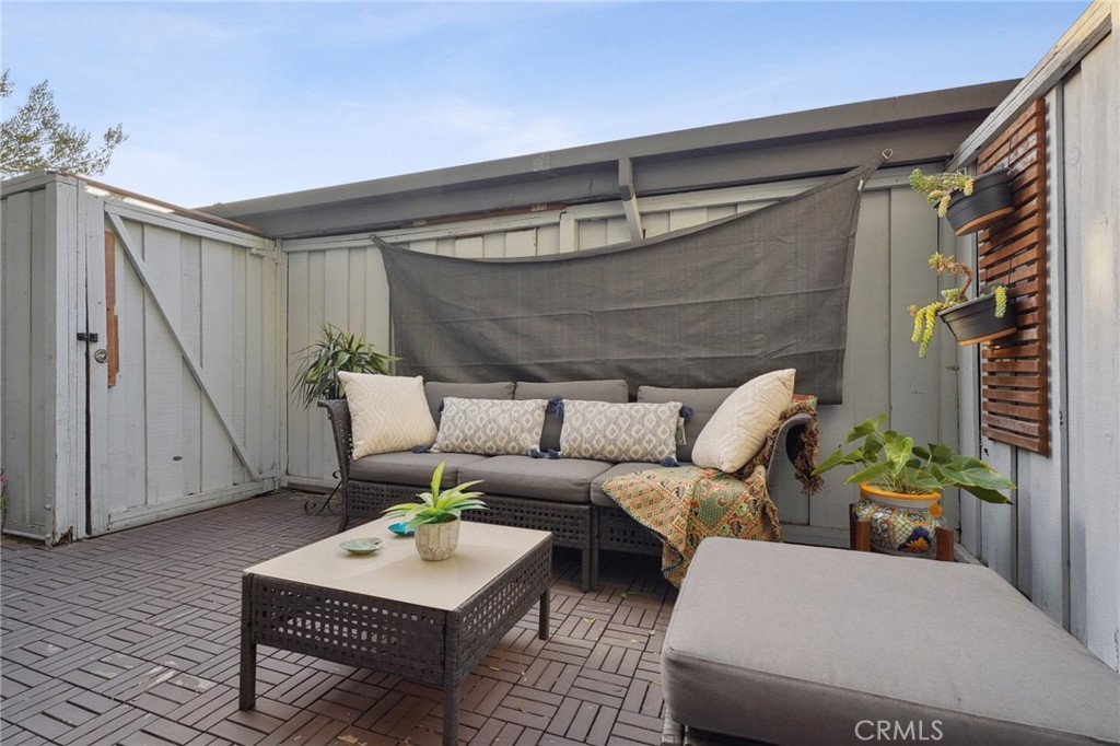 11767 Sunset Boulevard, Unit 105 Los Angeles, CA 90049 - Photo 18 of 29