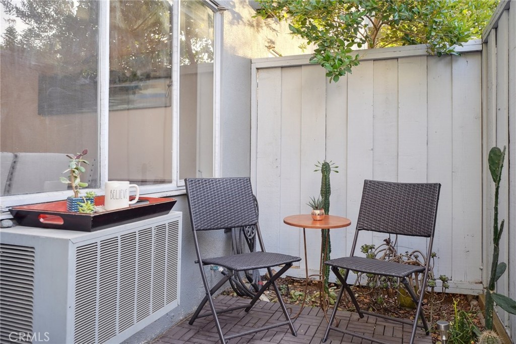 11767 Sunset Boulevard, Unit 105 Los Angeles, CA 90049 - Photo 19 of 29