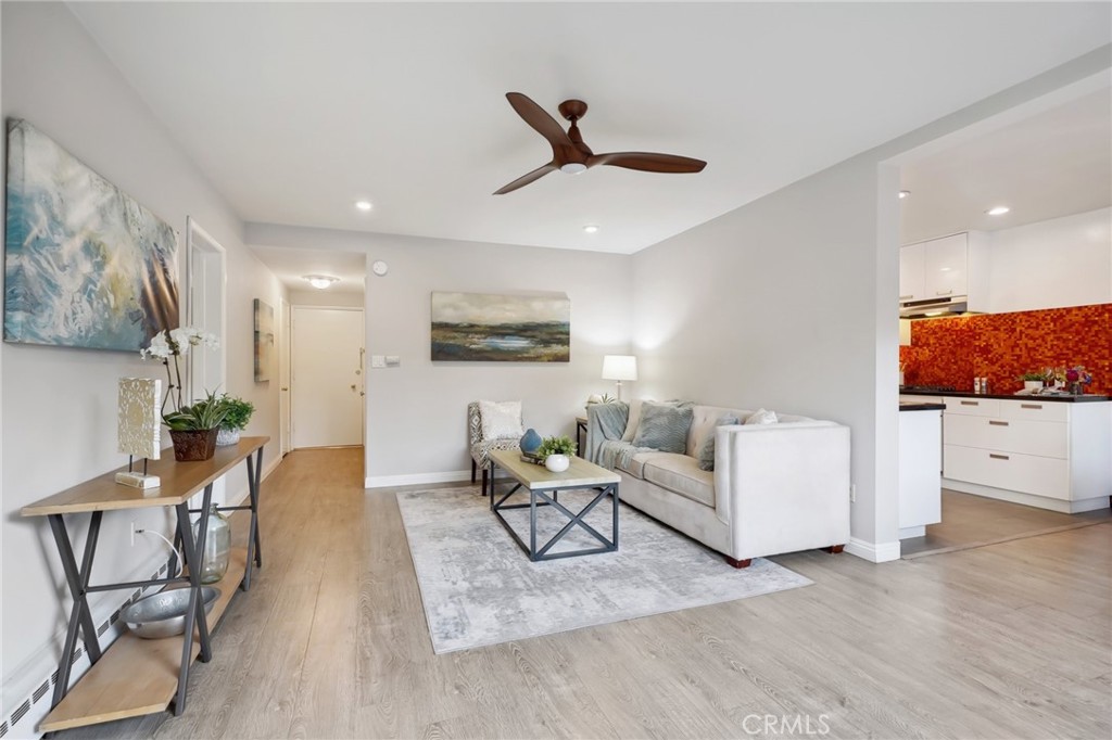 11767 Sunset Boulevard, Unit 105 Los Angeles, CA 90049 - Photo 4 of 29