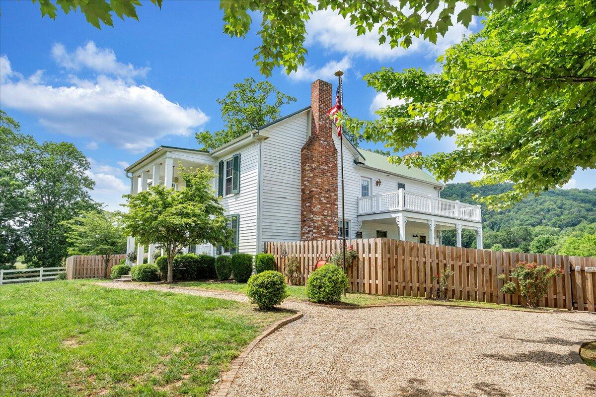 2148 Mountain View Road Vinton, VA 24179 - Photo 22 of 90 006-MIB09476_7_8