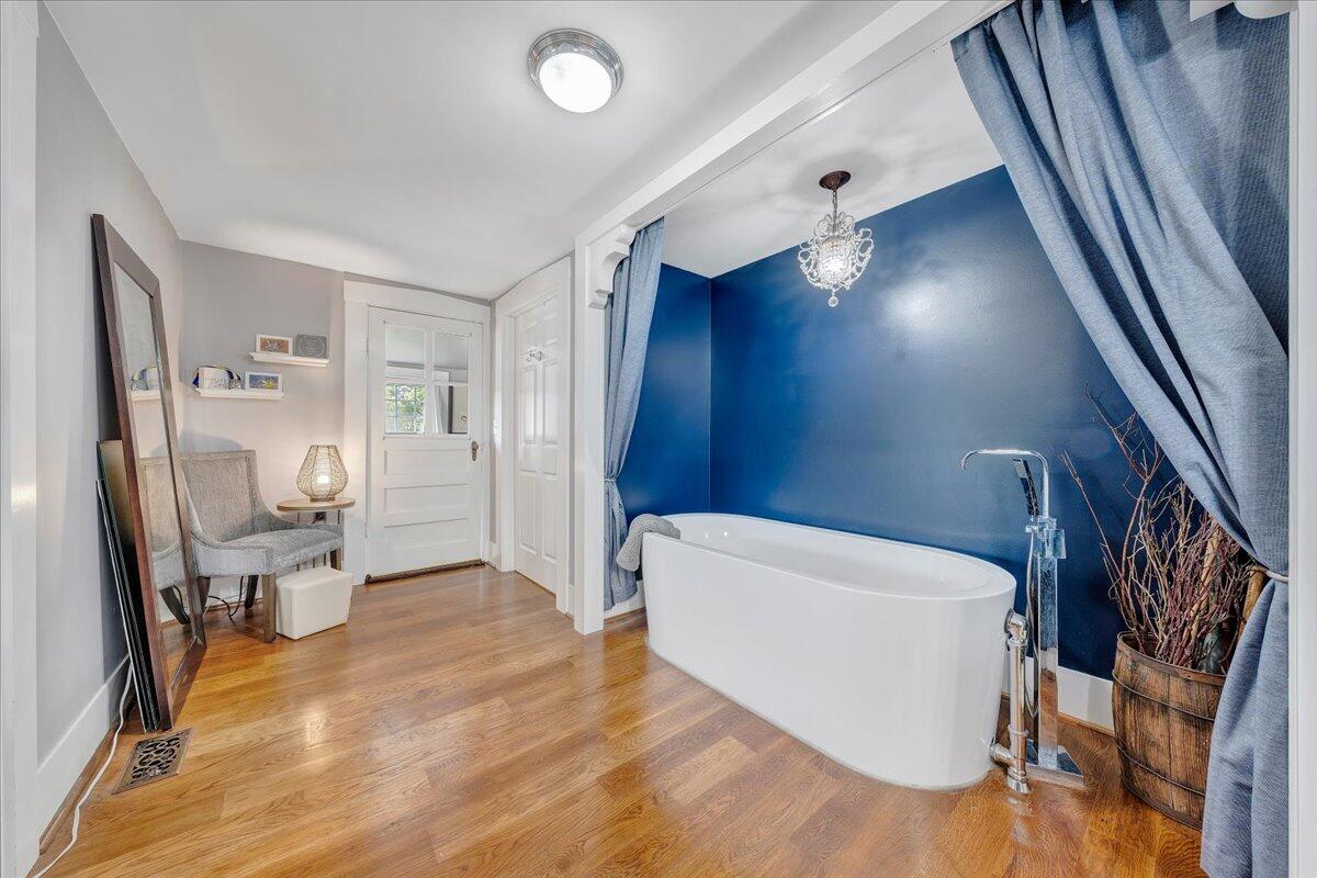 2148 Mountain View Road Vinton, VA 24179 - Photo 48 of 90 033-MIB09590