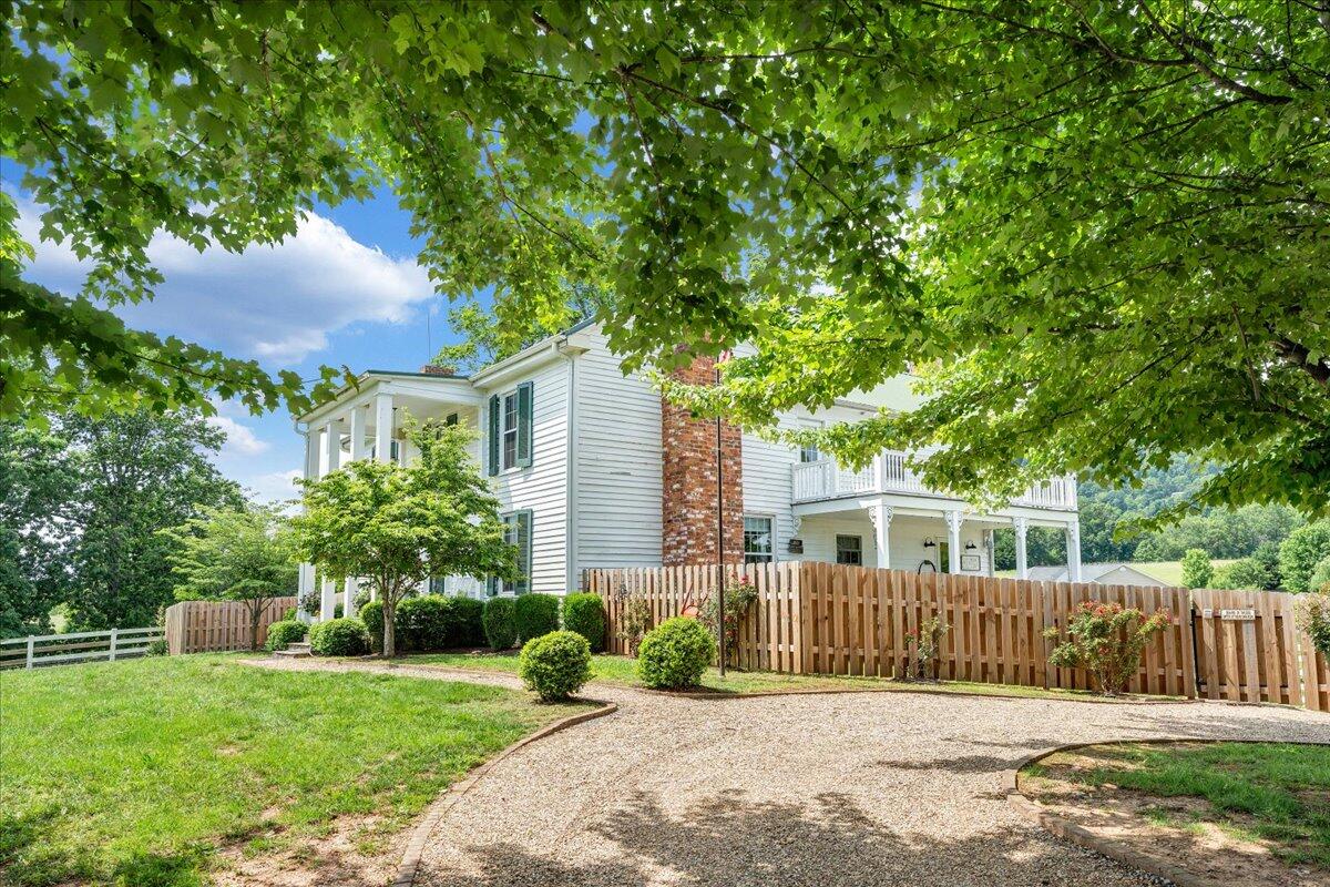 2148 Mountain View Road Vinton, VA 24179 - Photo 76 of 90 065-MIB09470_1_2