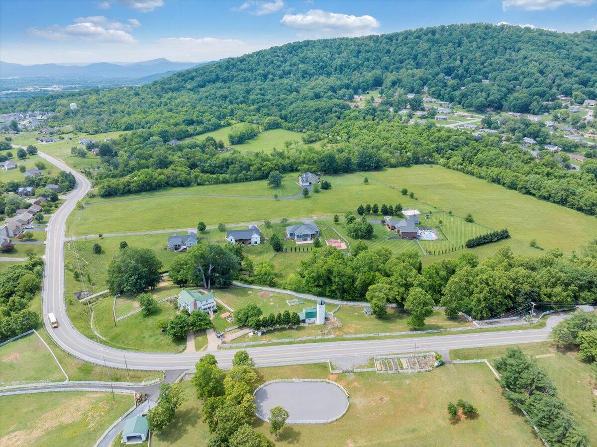 2148 Mountain View Road Vinton, VA 24179 - Photo 77 of 90 067-DJI_20250519235221_0001_D