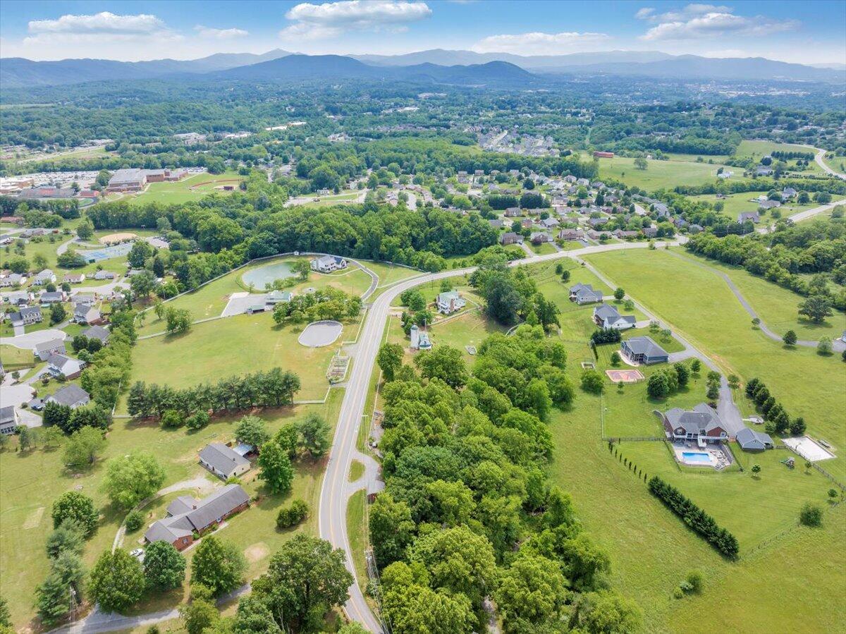 2148 Mountain View Road Vinton, VA 24179 - Photo 78 of 90 070-DJI_20250519235319_0004_D