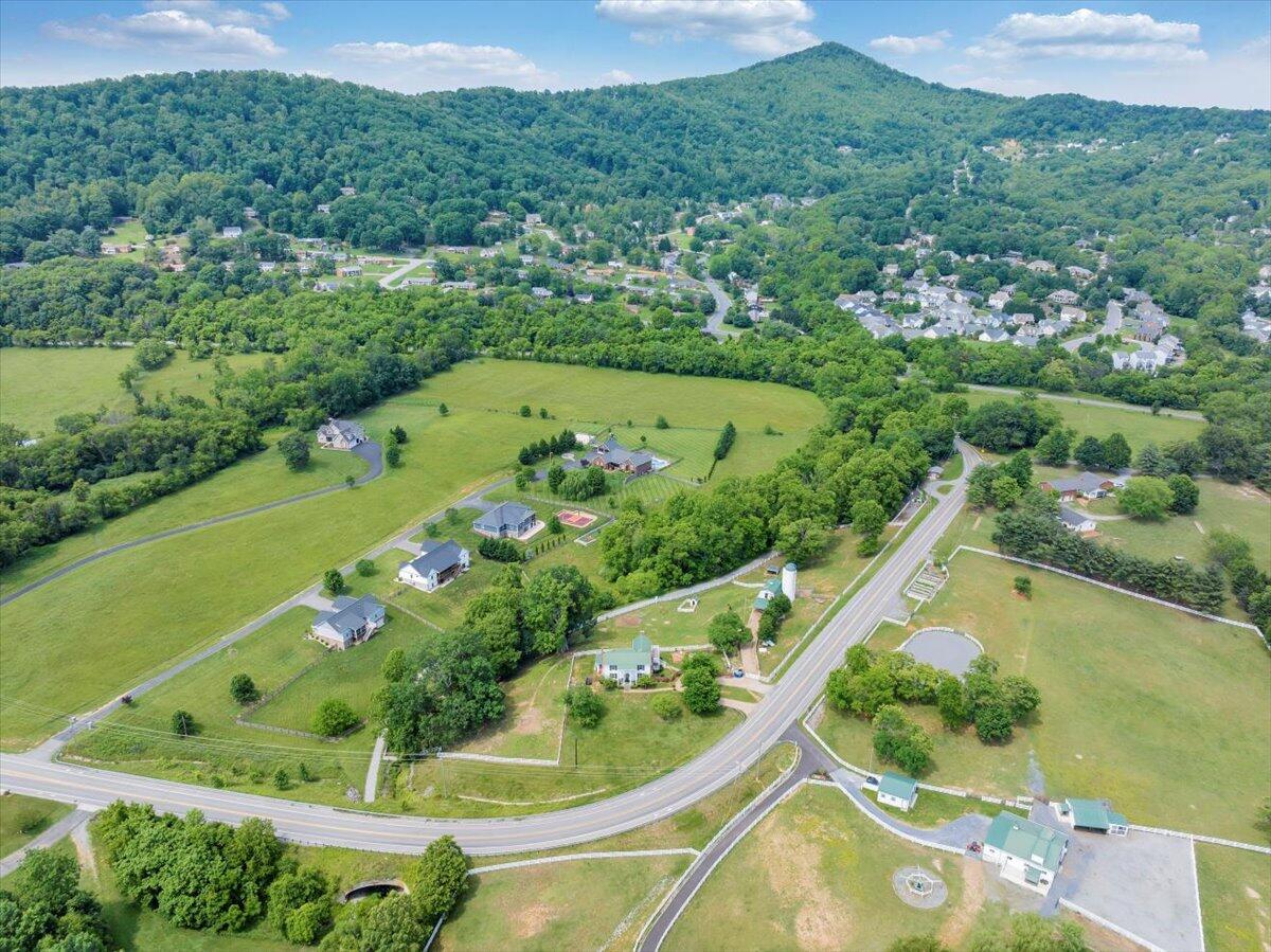 2148 Mountain View Road Vinton, VA 24179 - Photo 79 of 90 076-DJI_20250519235513_0012_D