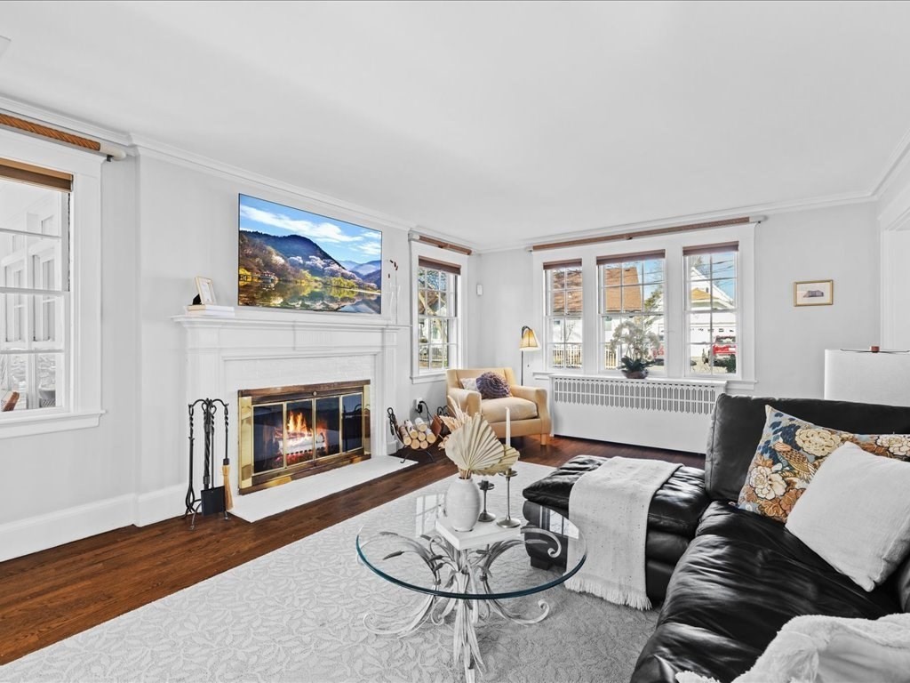 11 Morton Road Swampscott, MA 01907 - Photo 8 of 42 Gallery Image 8