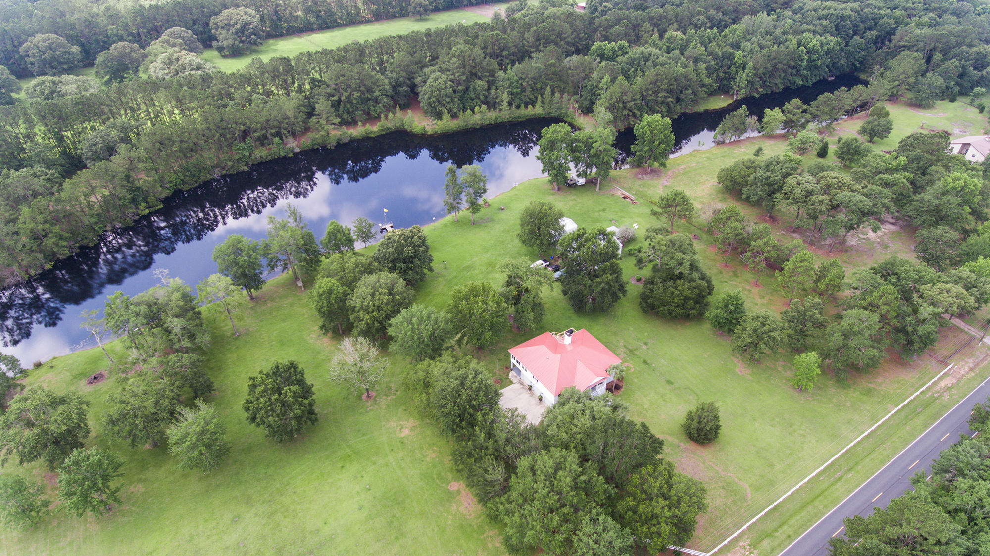 6297 Old Jacksonboro Road Ravenel, SC 29470 - Photo 14 of 54 43