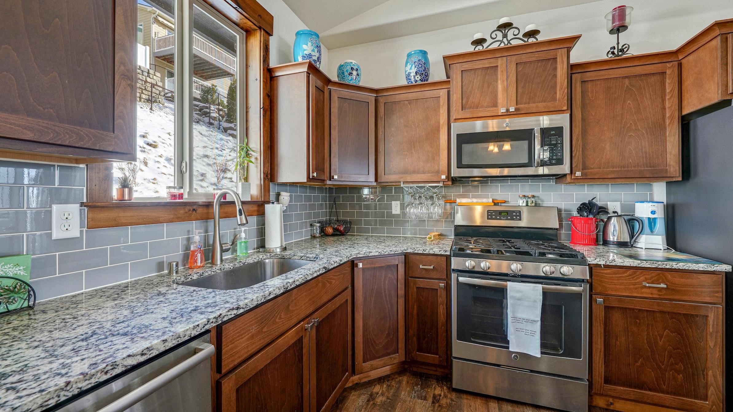 2715 South Conklin Road Veradale, WA 99037 - Photo 9 of 32