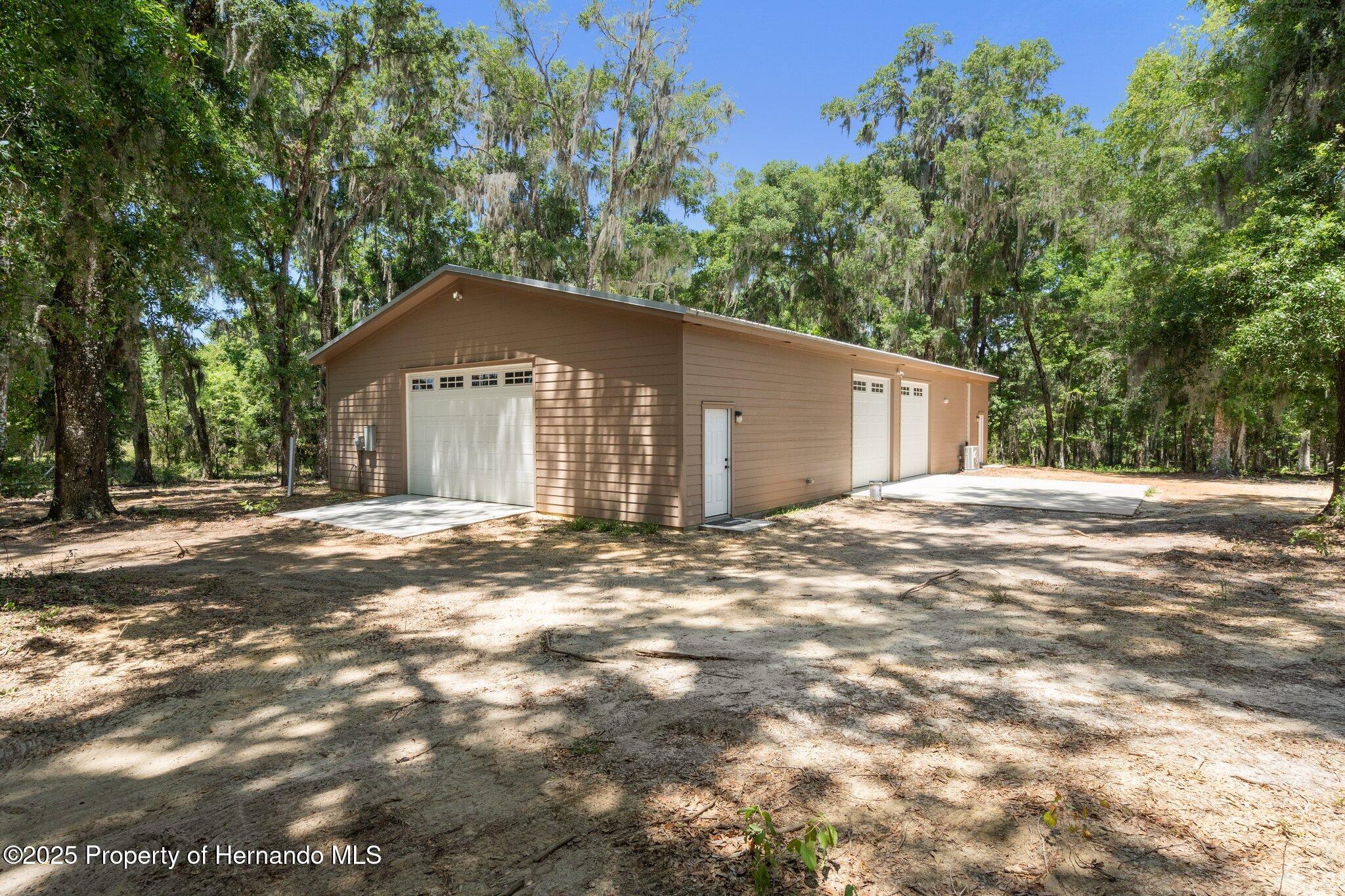 11440 South Pleasant Grove Road Floral City, FL 34436 - Photo 10 of 42