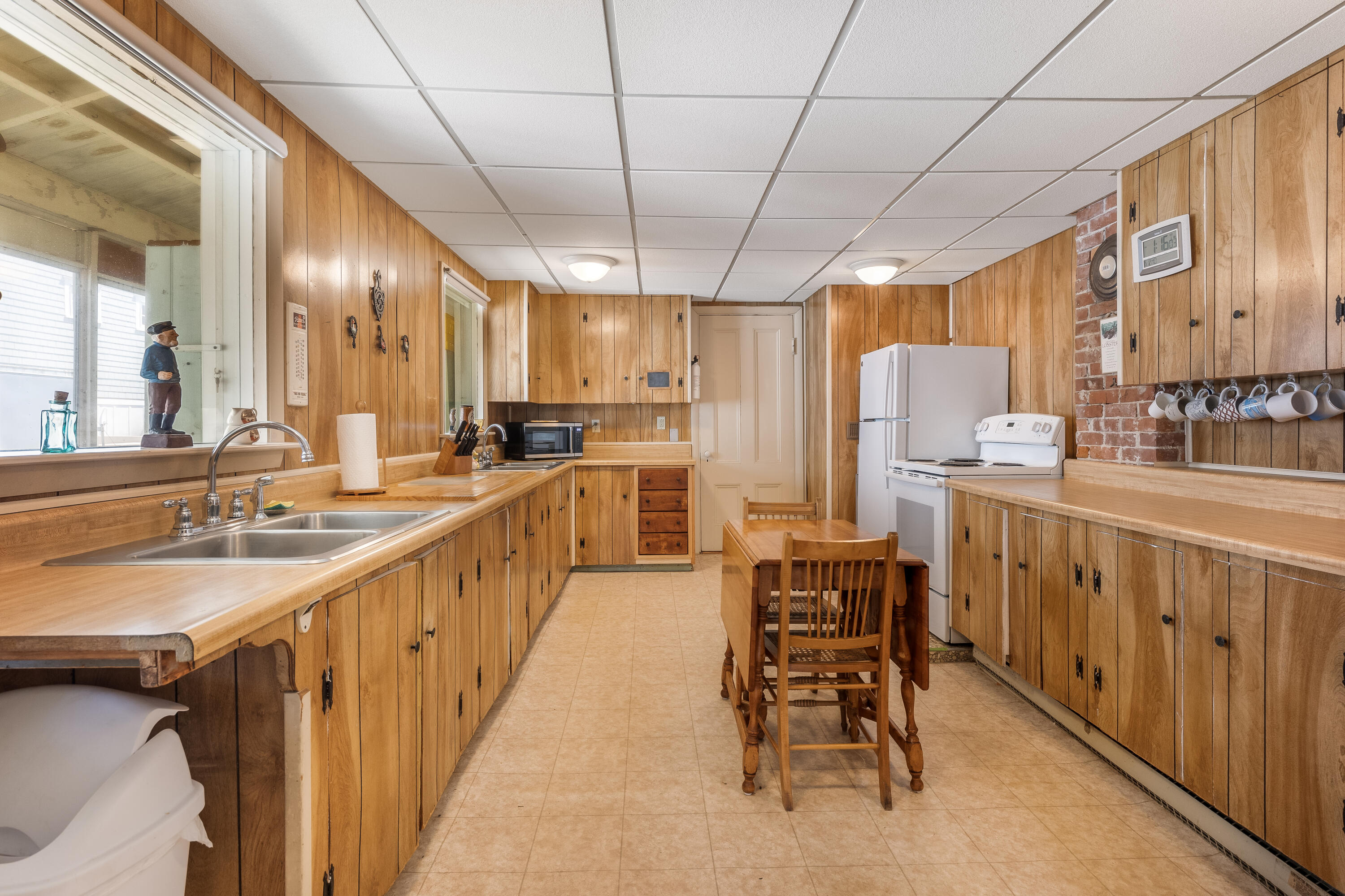 27 Ocean Ave Extension, Unit 2 York, ME 03909 - Photo 13 of 49 9L9A9117