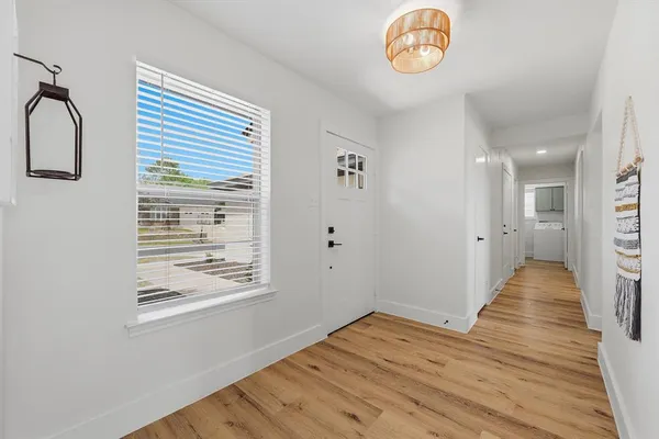 $489,900 | 3813 Fox Hollow Drive, Bedford, TX 76021