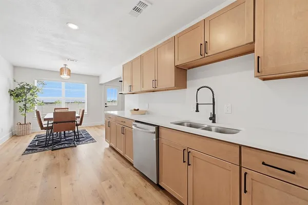 $489,900 | 3813 Fox Hollow Drive, Bedford, TX 76021