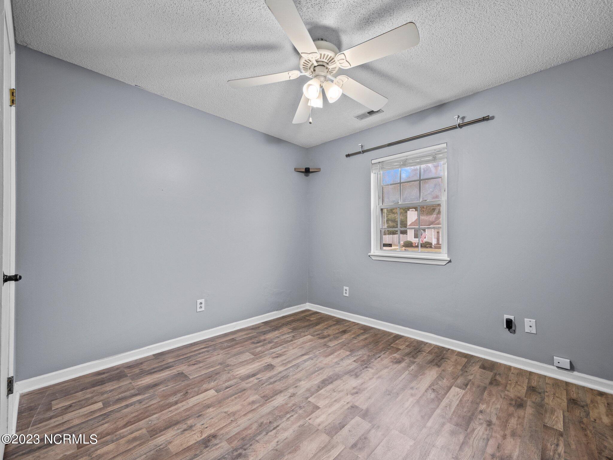 109 Falcon Crest Road Jacksonville, NC 28540 - Photo 29 of 49 Guest Room 1