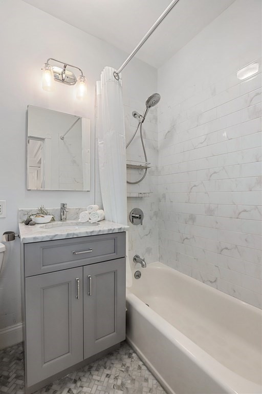 180 Commonwealth Avenue, Unit 7 Boston, MA 02116 - Photo 20 of 35