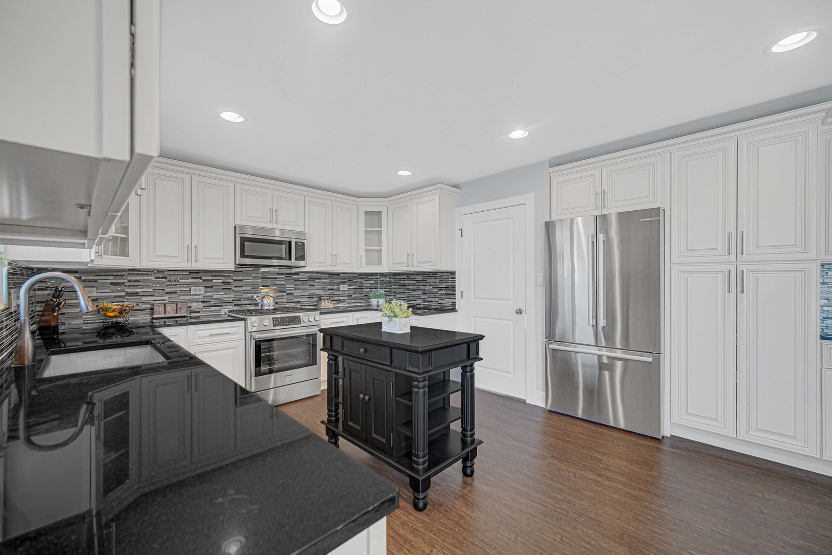 4951 Cardinal Court Monee, IL 60449 - Photo 8 of 24