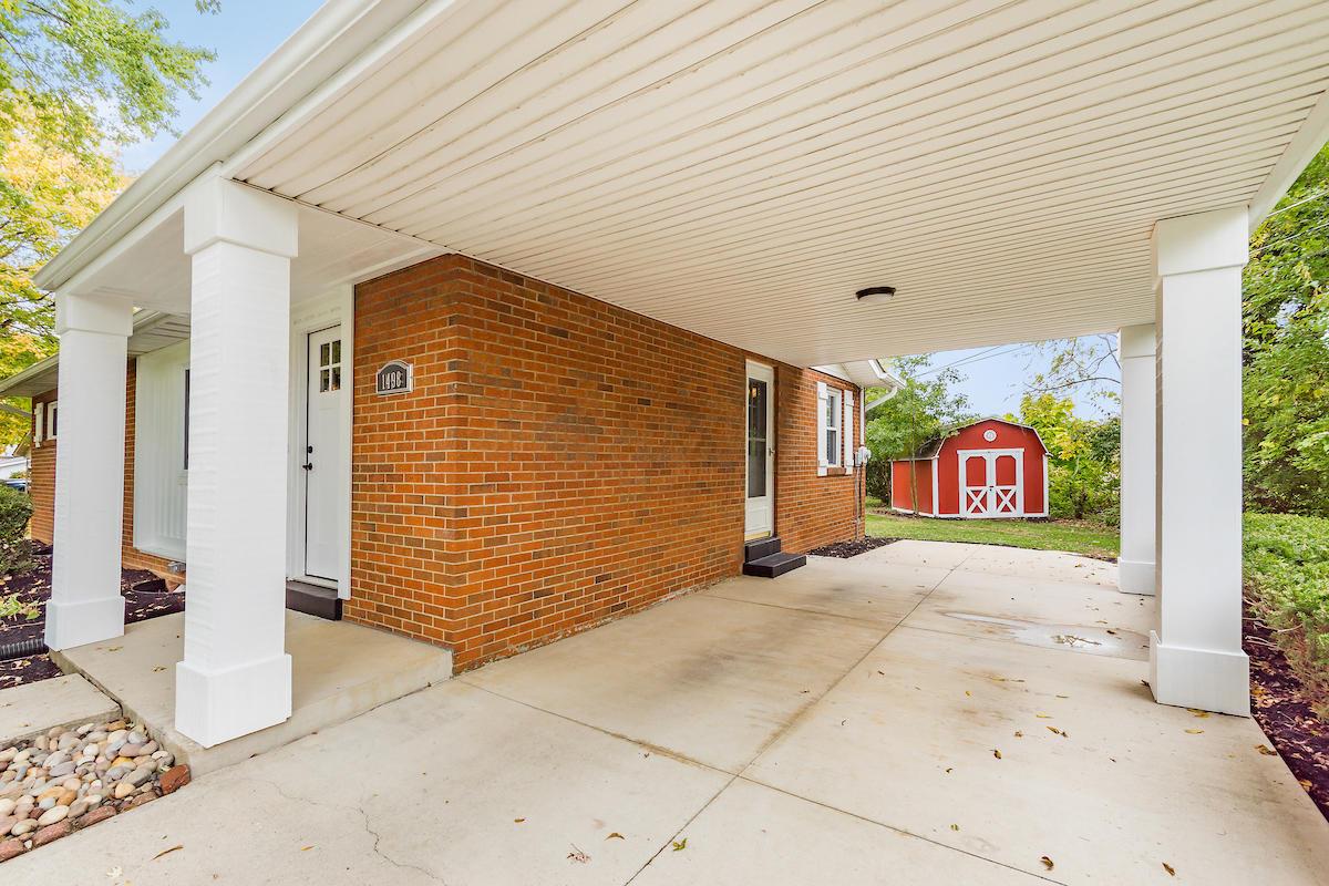1498 Demorest Road Columbus, OH 43228 - Photo 5 of 35
