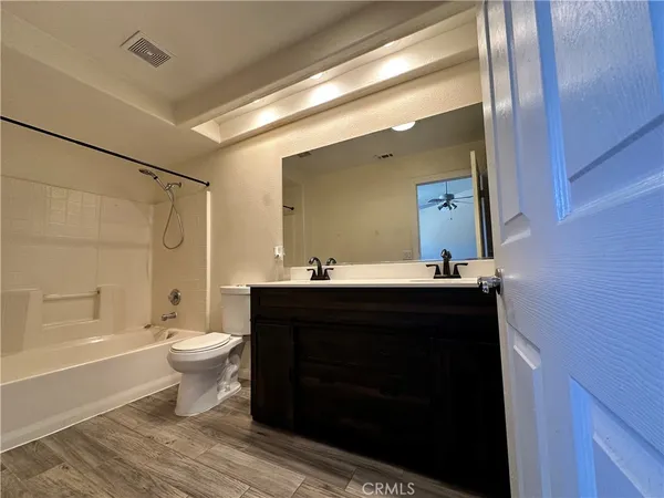$2,999 | 16716 Kayuga Street, Victorville, CA 92395