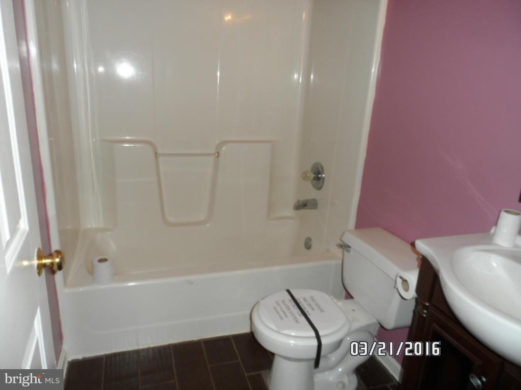 28407 Walnut Ridge Way Rhoadesville, VA 22542 - Photo 6 of 10 Bath