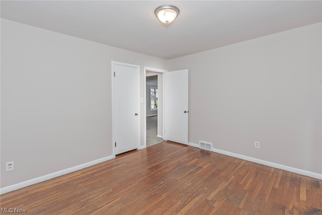 4402 Bayard Road South Euclid, OH 44121 - Photo 20 of 27 Bedroom #2 with hardwood floors