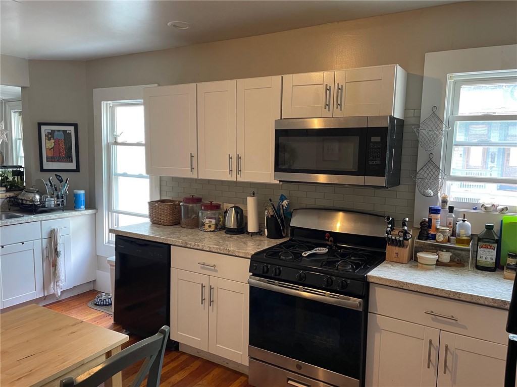 224-226 Hamilton Street Rochester, NY 14620 - Photo 7 of 46