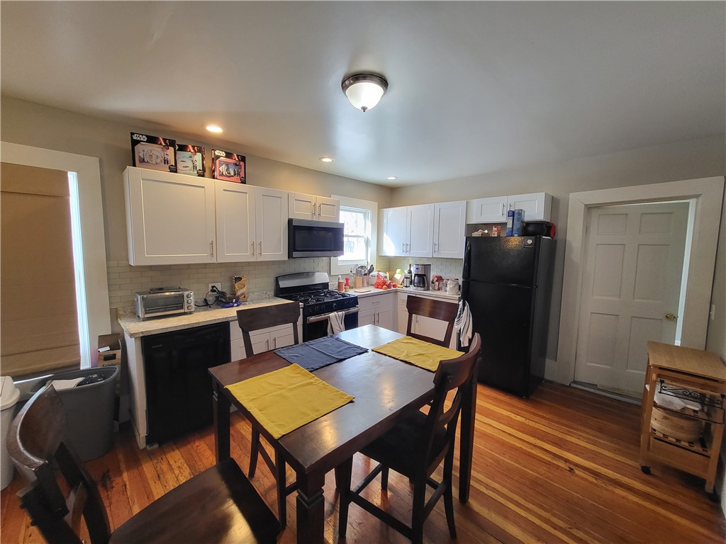 224-226 Hamilton Street Rochester, NY 14620 - Photo 8 of 46
