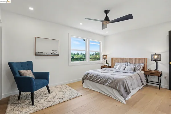 $1,888,000 | 7825 Skyline Boulevard, Oakland, CA 94611