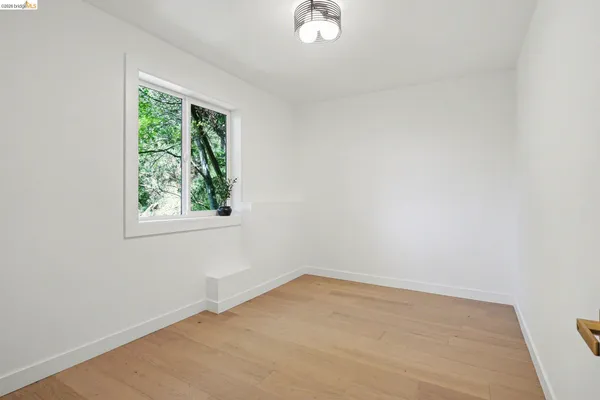 $1,888,000 | 7825 Skyline Boulevard, Oakland, CA 94611