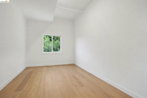 $1,888,000 | 7825 Skyline Boulevard, Oakland, CA 94611