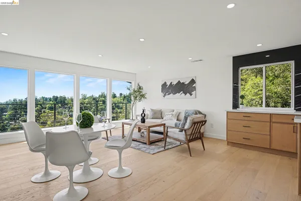 $1,888,000 | 7825 Skyline Boulevard, Oakland, CA 94611
