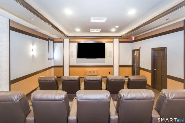 $3,300 | 203 Center Meadow Lane, Unit 203, Danbury, CT 06810