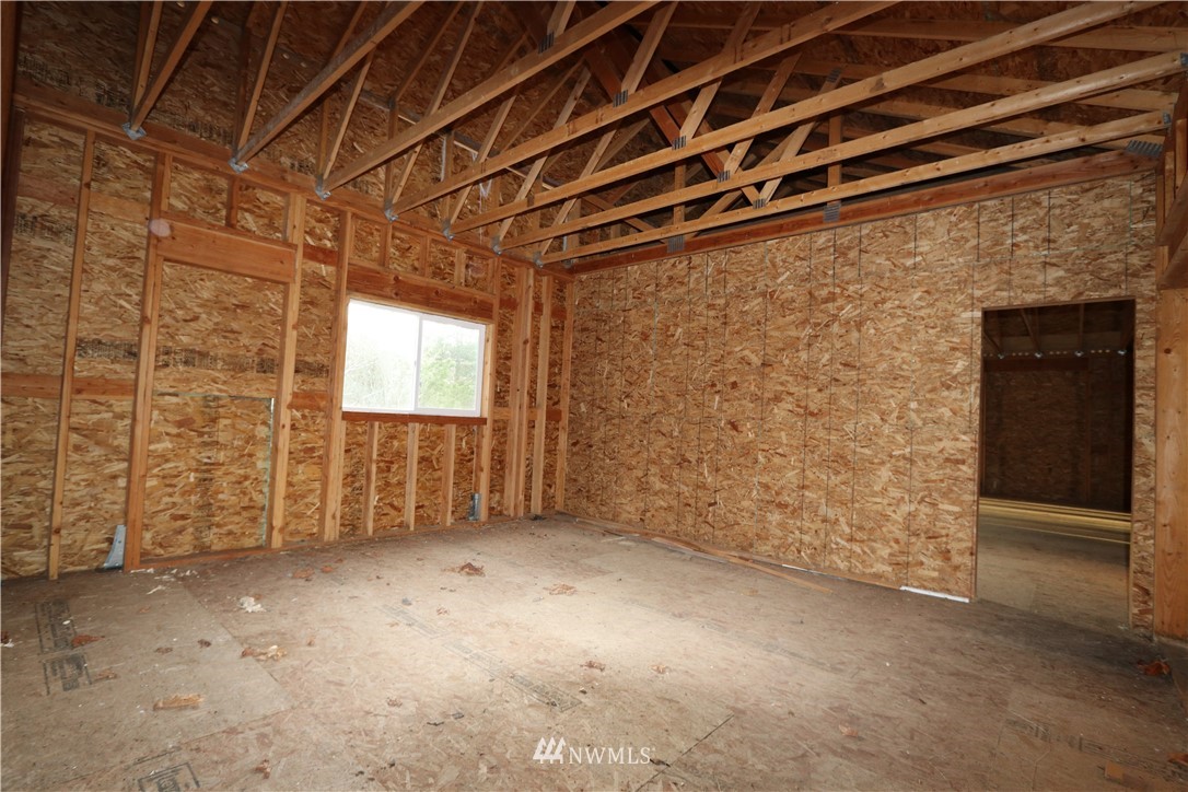 13223 Thompson Road Anacortes, WA 98221 - Photo 12 of 40 Gallery Image 12