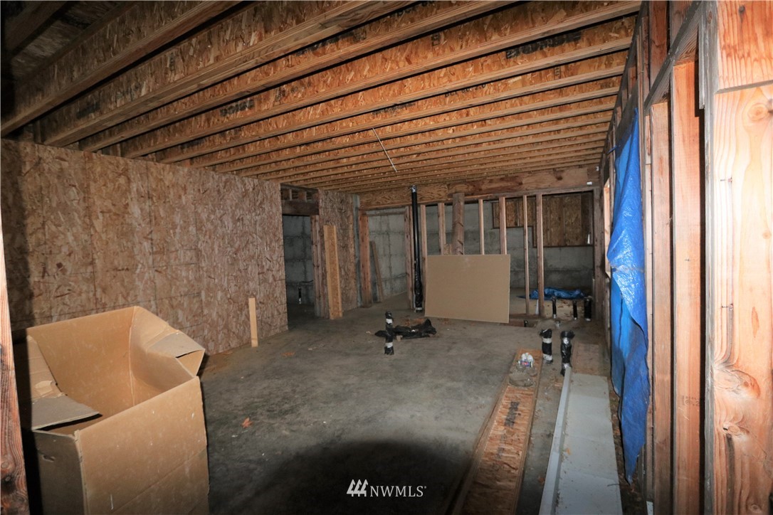 13223 Thompson Road Anacortes, WA 98221 - Photo 21 of 40 Gallery Image 21