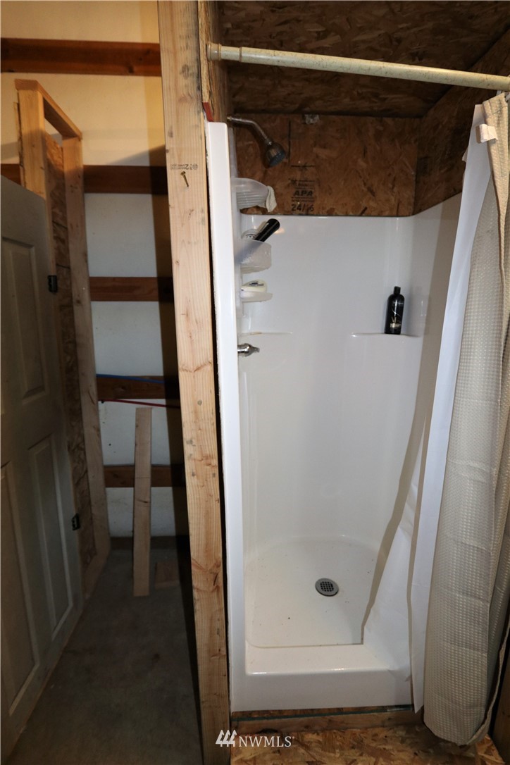 13223 Thompson Road Anacortes, WA 98221 - Photo 34 of 40 Gallery Image 34