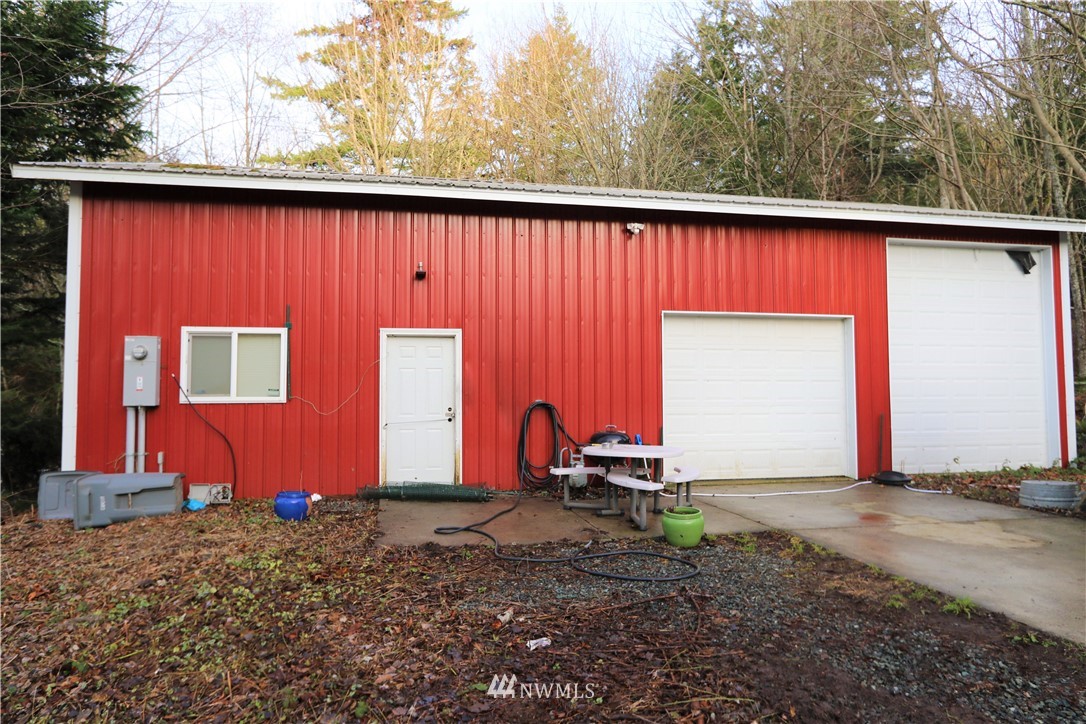 13223 Thompson Road Anacortes, WA 98221 - Photo 9 of 40 Gallery Image 9