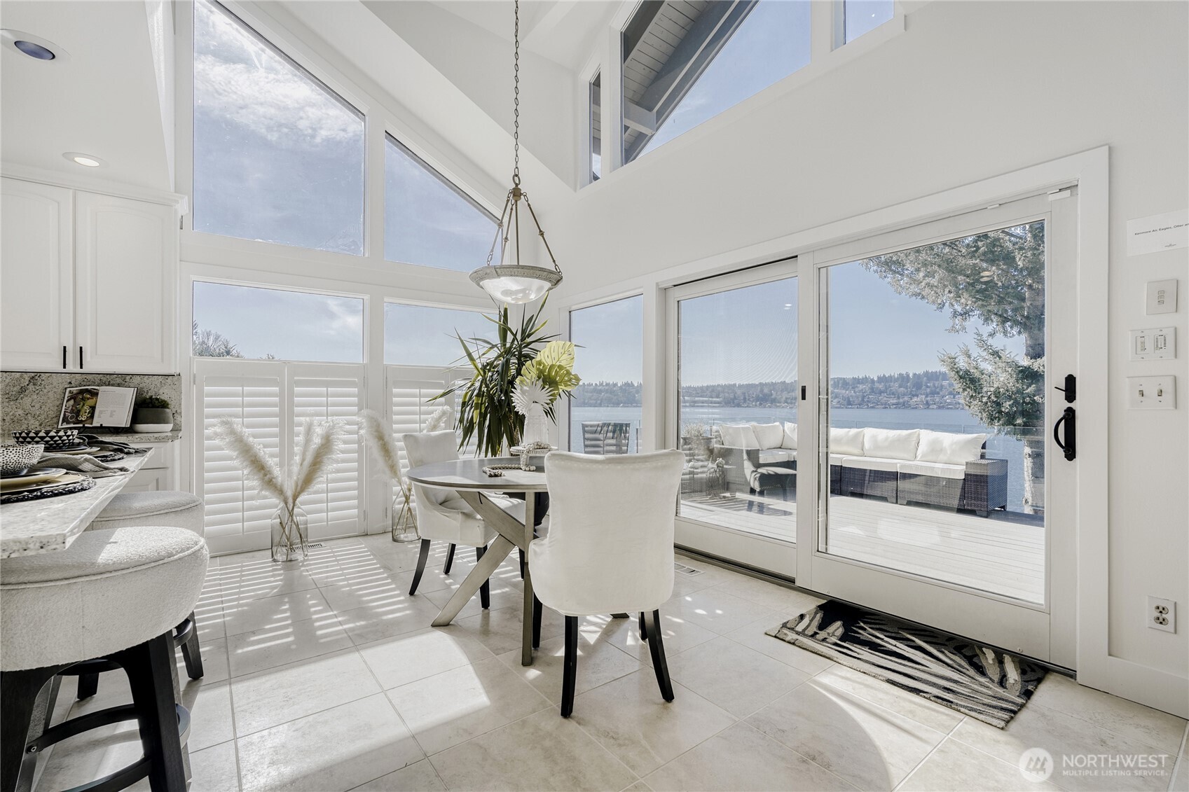 16035 Inglewood Road Northeast Kenmore, WA 98028 - Photo 17 of 38