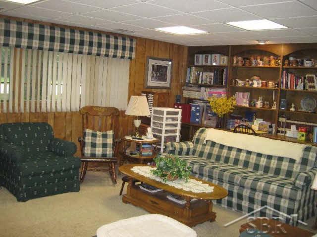20035296-5.JPG