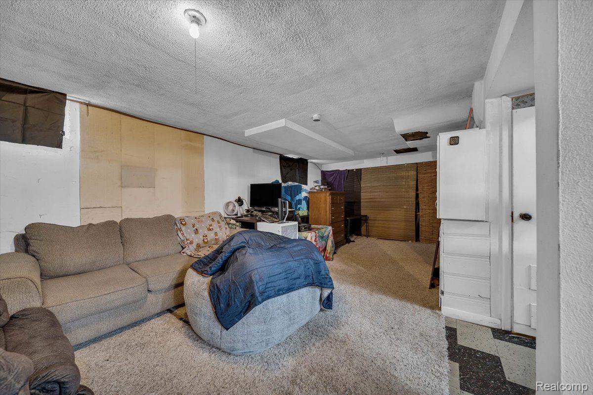 4120 Durham Road Royal Oak, MI 48073 - Photo 18 of 31 Gallery Image 18