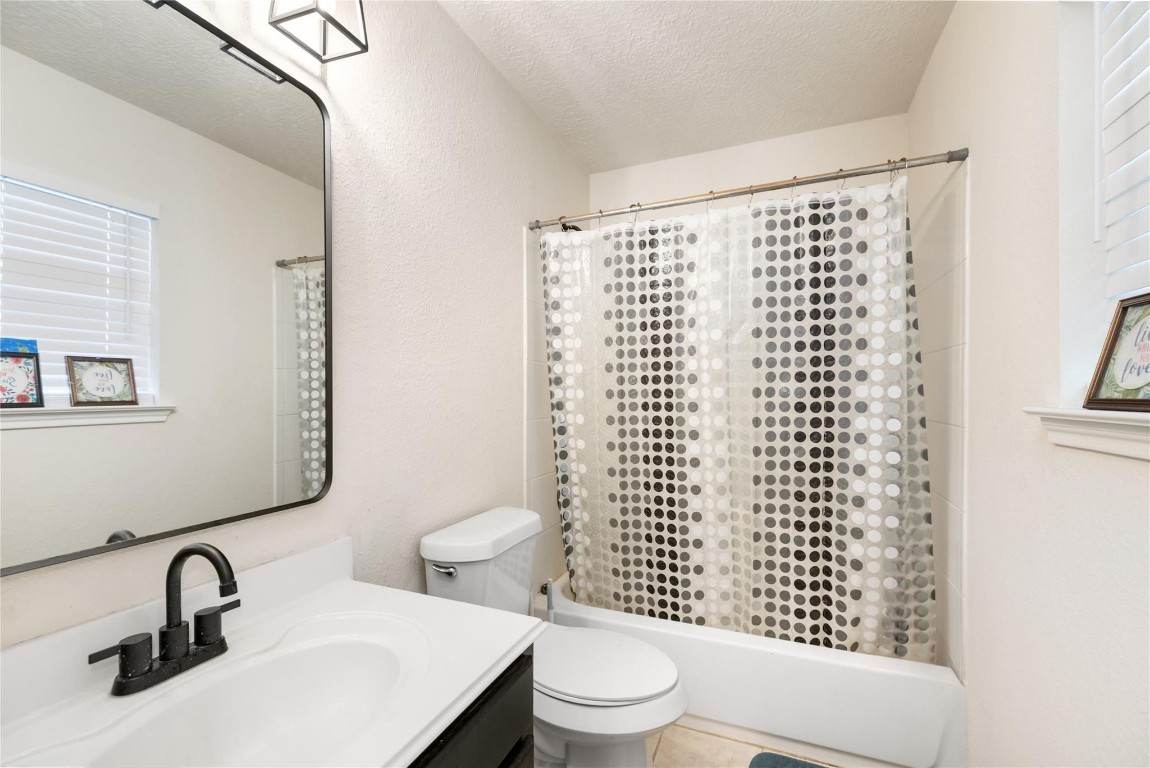 19442 Bold River Road Tomball, TX 77375 - Photo 11 of 18 Full Bath up