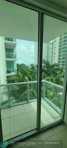 $3,500 | 7928 East Drive, Unit 501, North Bay Village, FL 33141