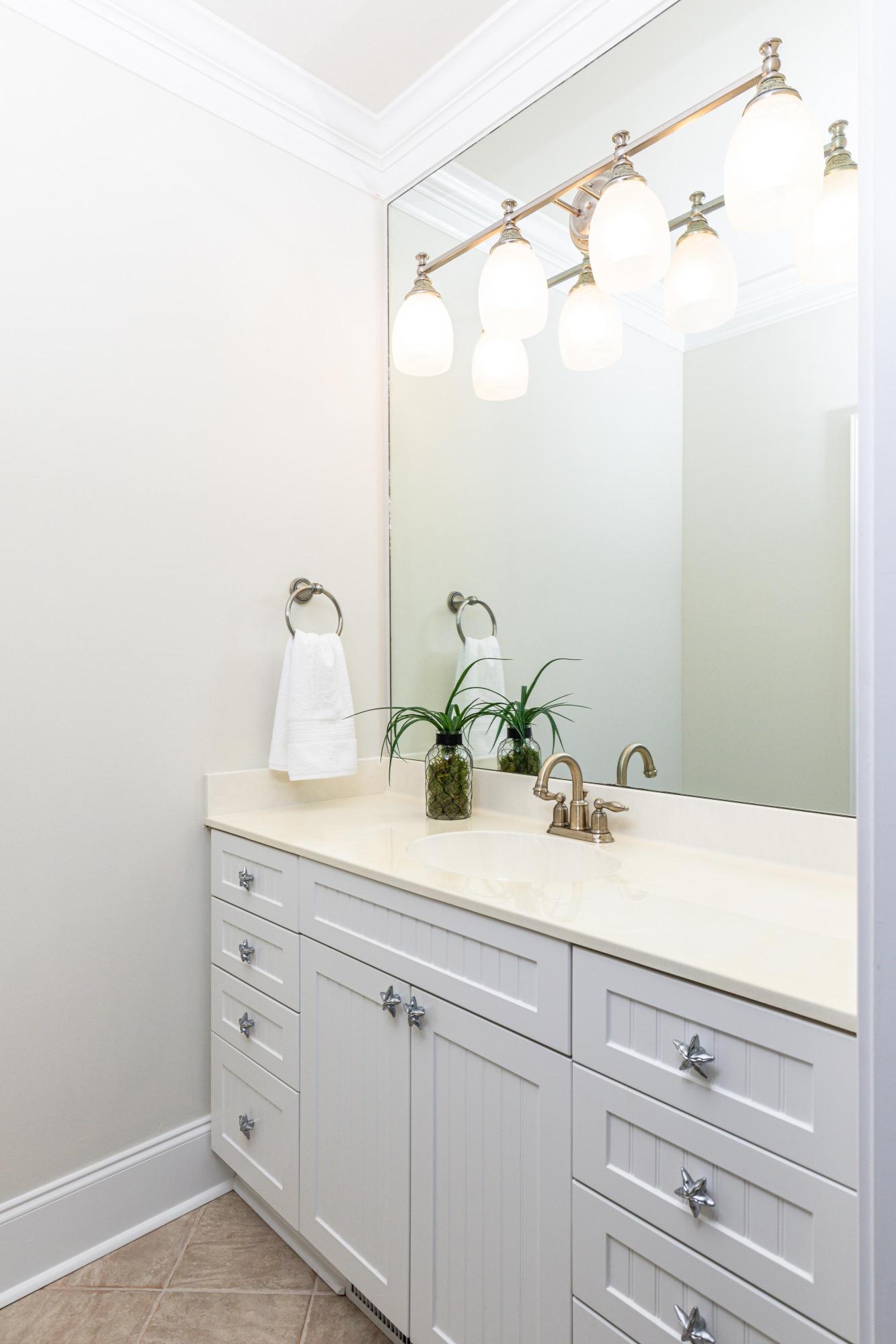 12 Ocean Point Drive Isle of Palms, SC 29451 - Photo 25 of 49 23_Interior_12 OP
