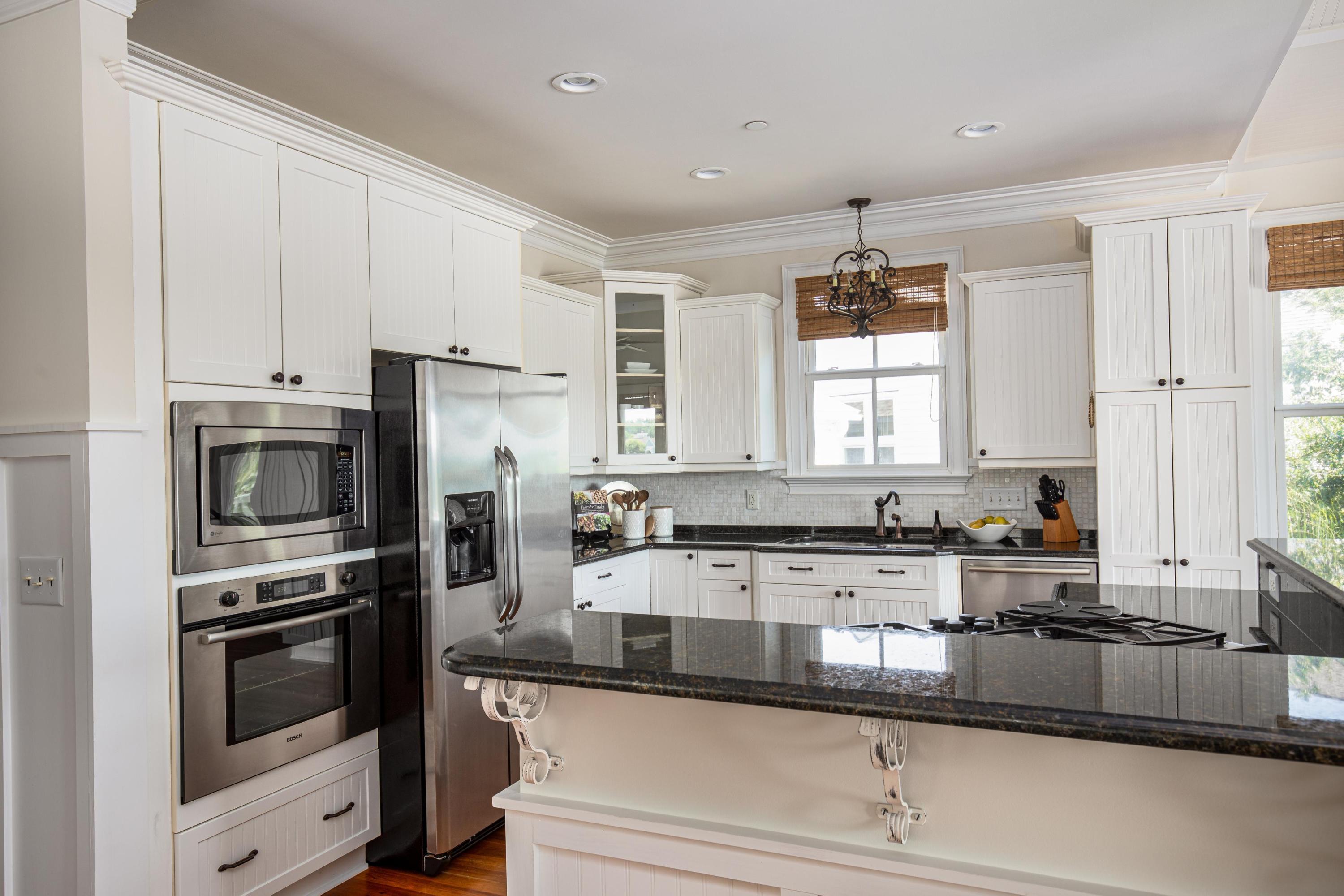 12 Ocean Point Drive Isle of Palms, SC 29451 - Photo 7 of 49 12_Interior_12 OP