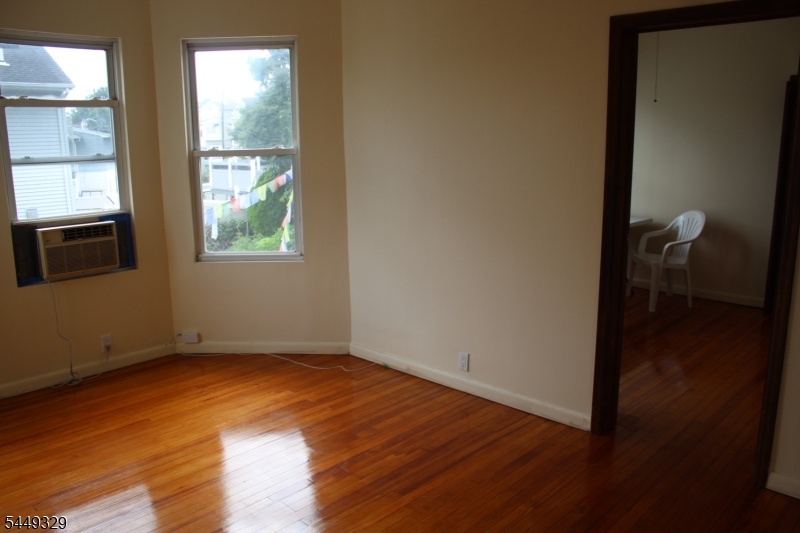 39 Jane Street, Unit 2 East Rutherford, NJ 07073 - Photo 4 of 11 Gallery Image 4