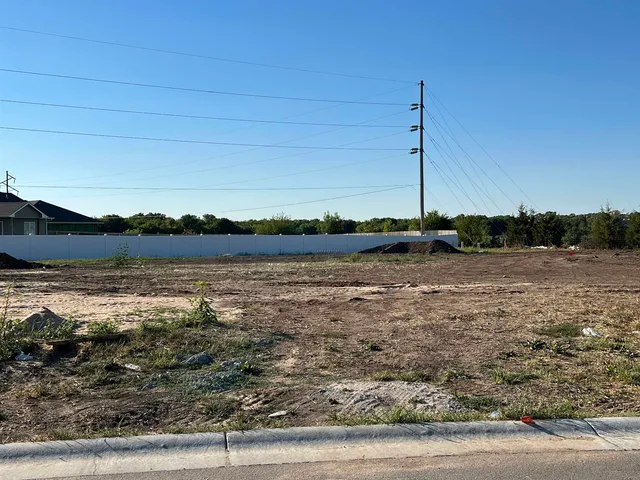 $282,550 | 1729 North Kentucky Lane, Wichita, KS 67235