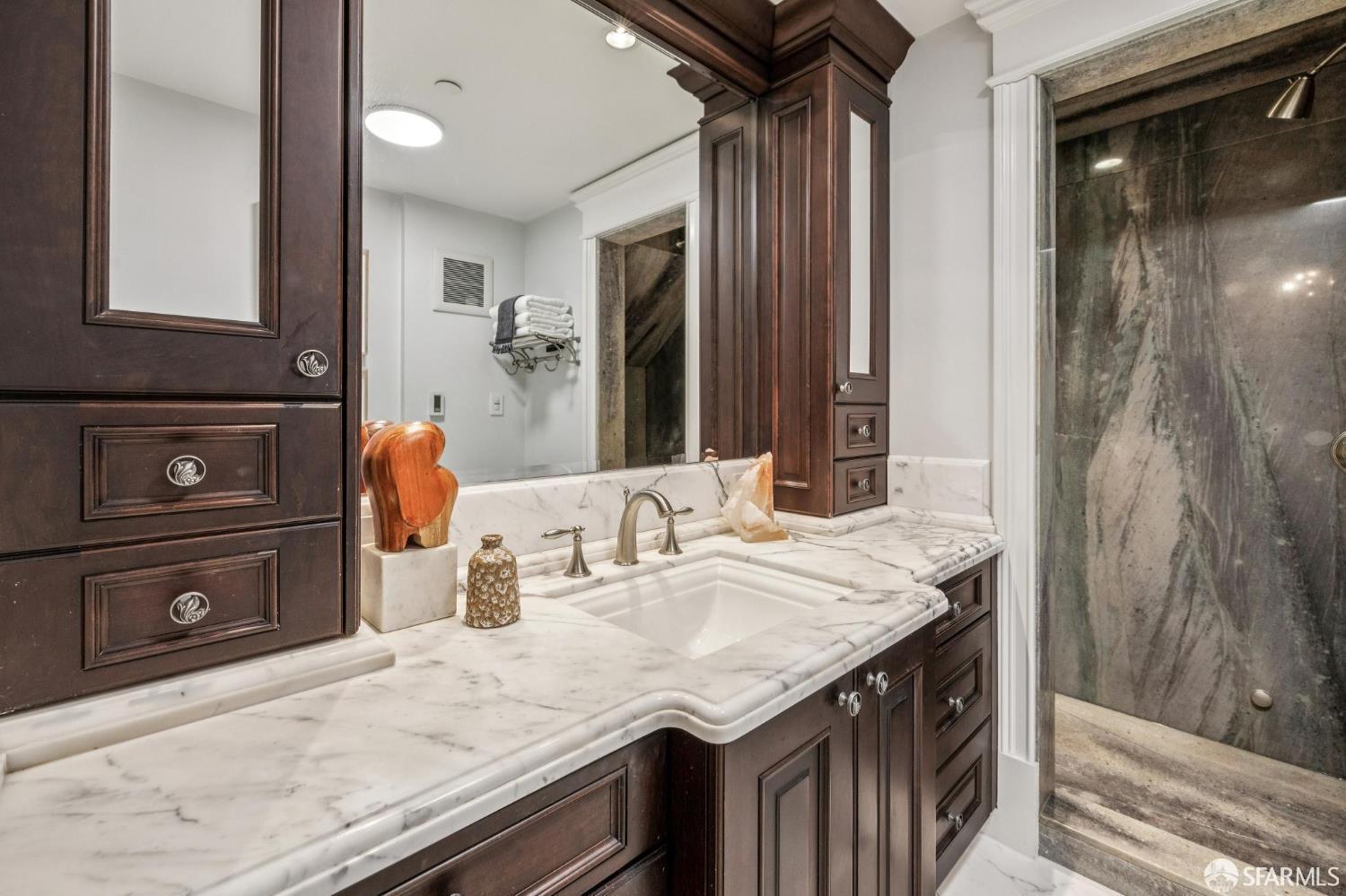 729 Douglass Street San Francisco, CA 94114 - Photo 46 of 92