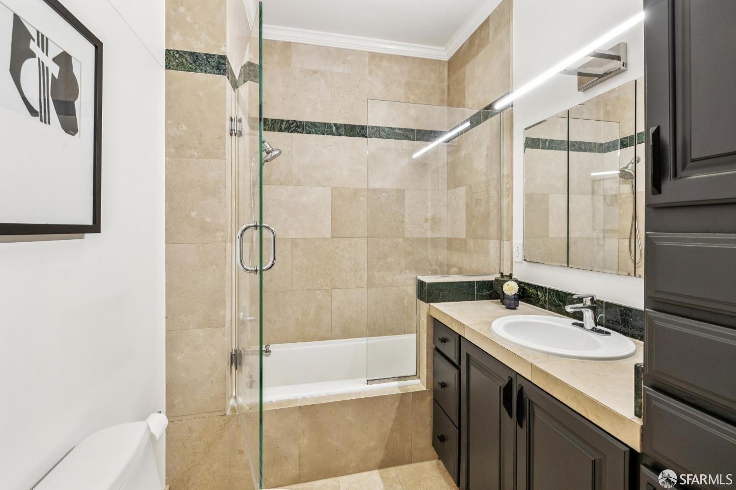 729 Douglass Street San Francisco, CA 94114 - Photo 73 of 92