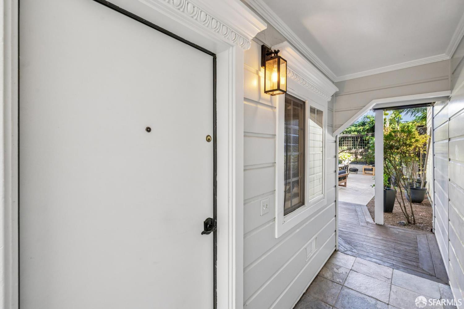 729 Douglass Street San Francisco, CA 94114 - Photo 76 of 92