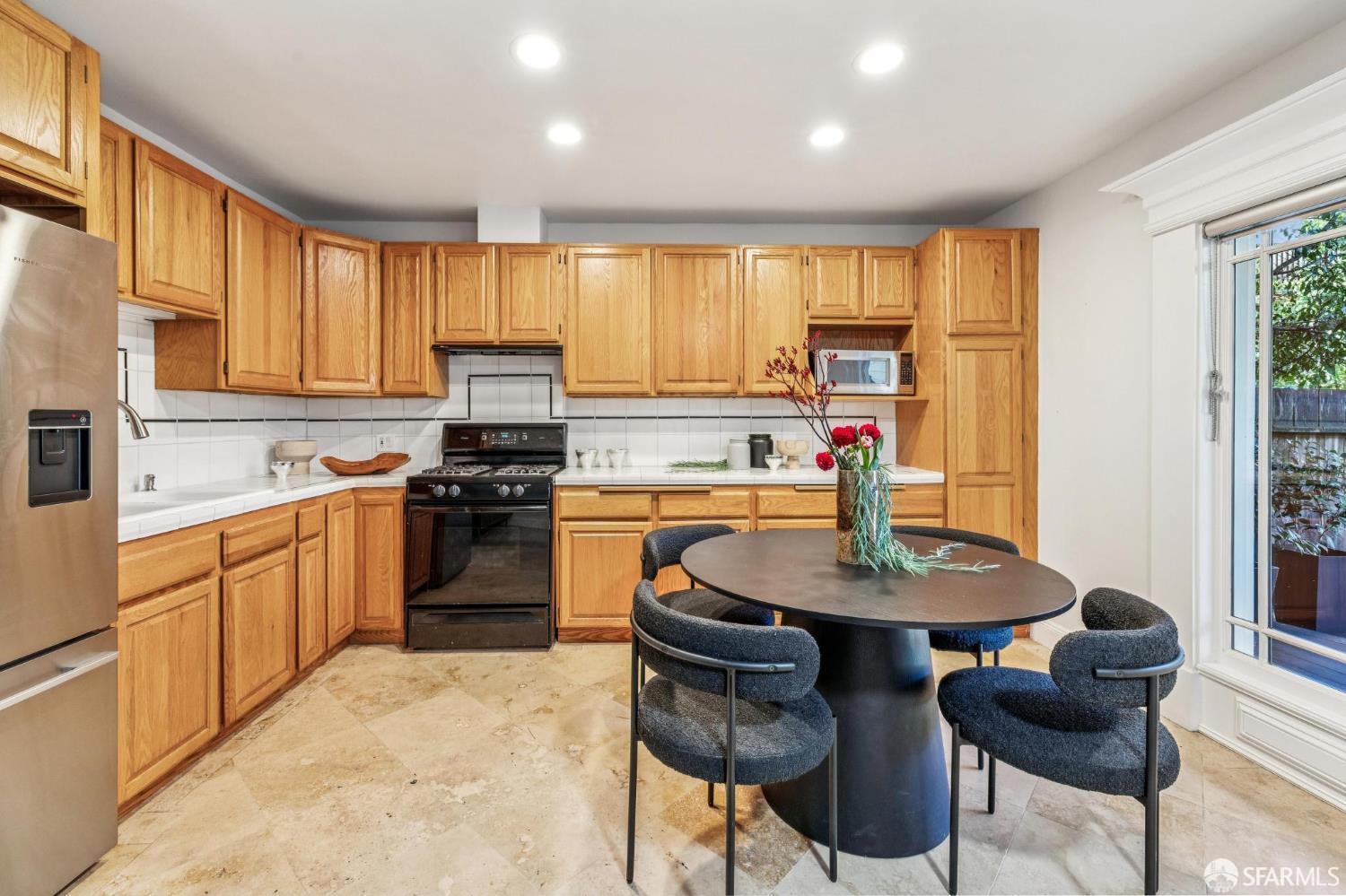 729 Douglass Street San Francisco, CA 94114 - Photo 78 of 92