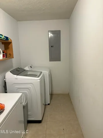 $259,000 | 34450 Highway 427, Philadelphia, MS 39350