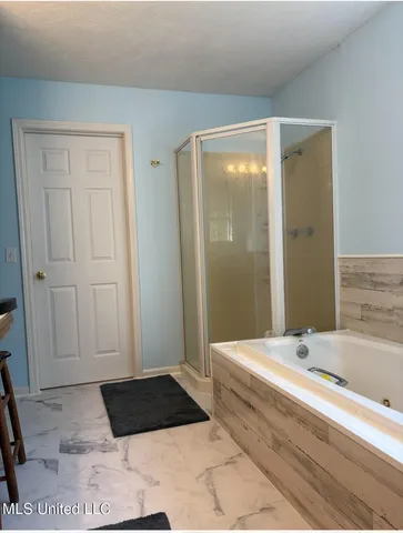 $259,000 | 34450 Highway 427, Philadelphia, MS 39350